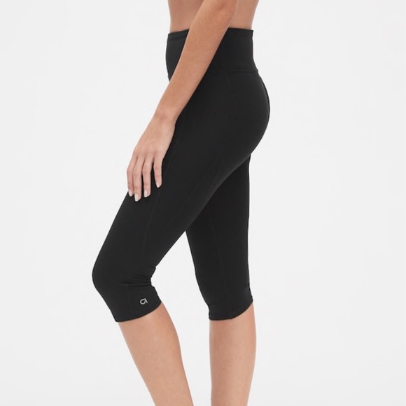 GAP Gapfit Black Cropped Leggings - Picture 1 of 4